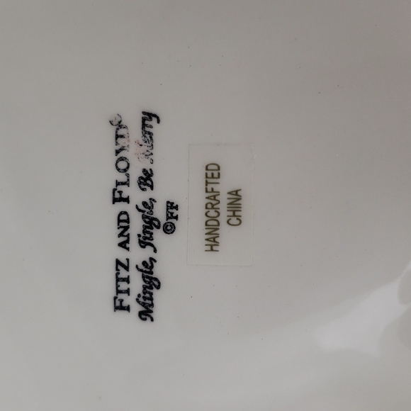 Fitz and Floyd Mingle, Jingle, Be Merry 6" Snack plate and spreader - Picture 7 of 11